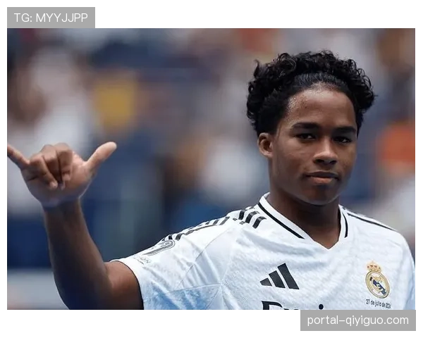 恩德里克抵达里昂，租借加盟引发球迷期待